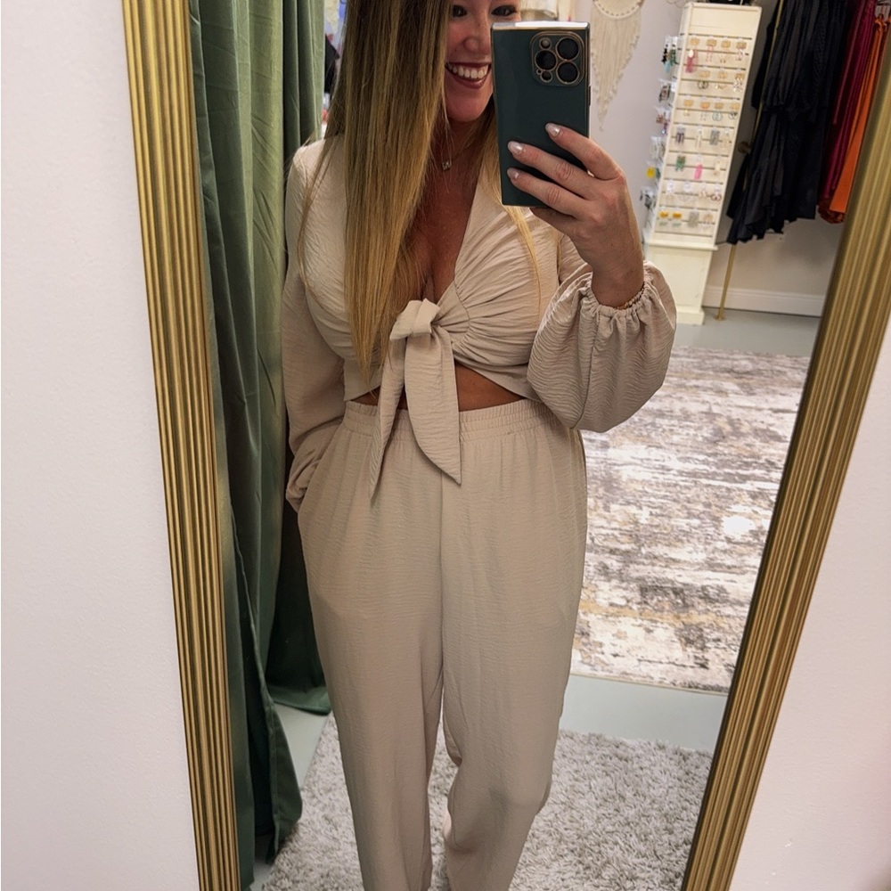 Lillybelle’s Elegant Cream 2piece
